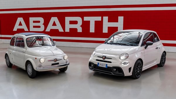 Το Abarth 595 είναι 60 ετών και έχει ηλεκτρικό απόγονο