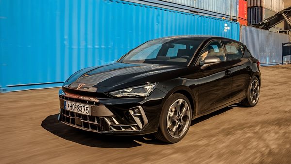 Δοκιμή Cupra Leon 1.5 eTSI DSG7: Ένα κλικ πιο σπορ από τα άλλα