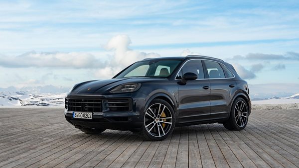 Η ηλεκτρική Porsche Cayenne ξεκίνησε δοκιμές και υπάρχουν φωτογραφίες