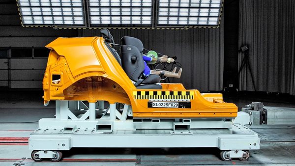 Ποια παιδικά καθίσματα απέτυχαν στα crash test