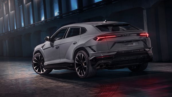 Πόσο διαφέρει η Lamborghini Urus S από την Performante;
