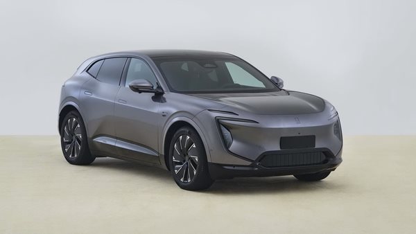 Το νέο Avatr 07 κοιτάζει στα μάτια το Tesla Model Y