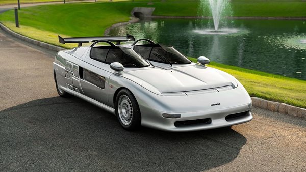 Το ItalDesign Aztec είναι ένα διαστημικό και περίεργο retro concept