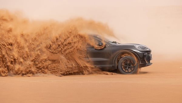 Η ηλεκτρική Porsche Cayenne δοκιμάζεται σε ακραίες συνθήκες λίγο πριν την επίσημη παρουσίαση