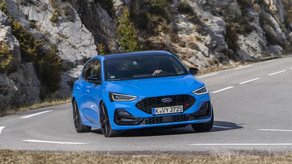 Ford Focus ST Edition σημαίνει η κορυφαία έκδοση του μοντέλου