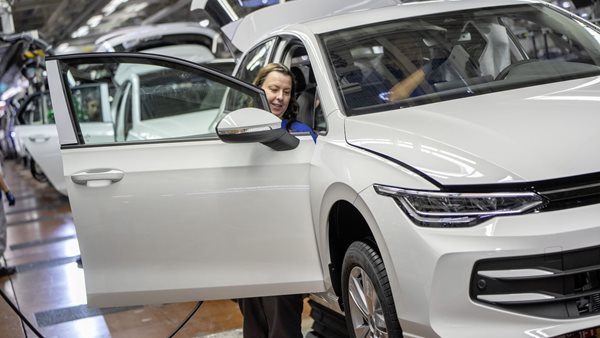 VW και συνδικάτα εργαζομένων συμφώνησαν-απολύονται δεκάδες χιλιάδες