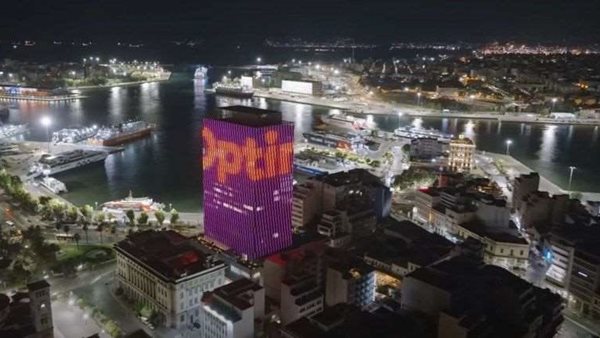 Στις Αττικές Εκδόσεις η διαφημιστική εκμετάλλευση των όψεων του πύργου Πειραιά