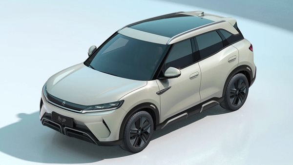 Πότε έρχεται στην Ελλάδα το νέο ηλεκτρικό BYD Atto 2