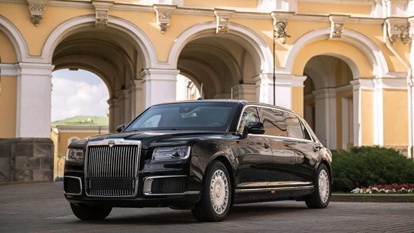 Η Cadillac του Μπάιντεν vs της Senat του Πούτιν