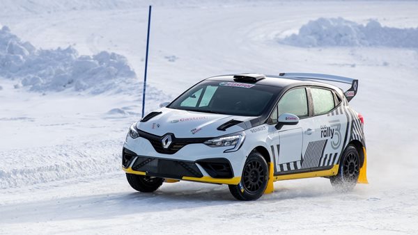 Το Renault Clio ξανανιώνει χάρη στο τετρακίνητο Rally3