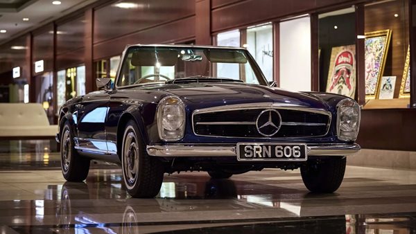 Αυτή η εξαιρετική Mercedes SL "Παγόδα" είναι ηλεκτρική