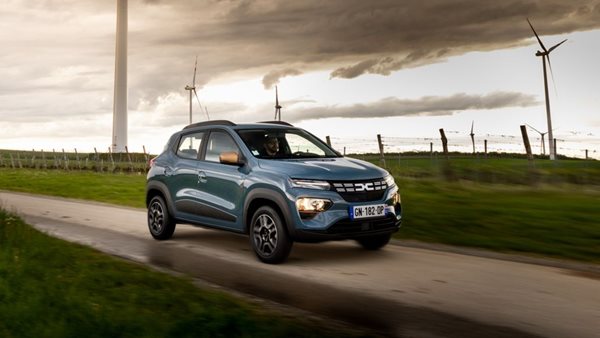 Στην Ελλάδα Dacia Spring, το πιο φτηνό ηλεκτρικό-τιμές και εκδόσεις