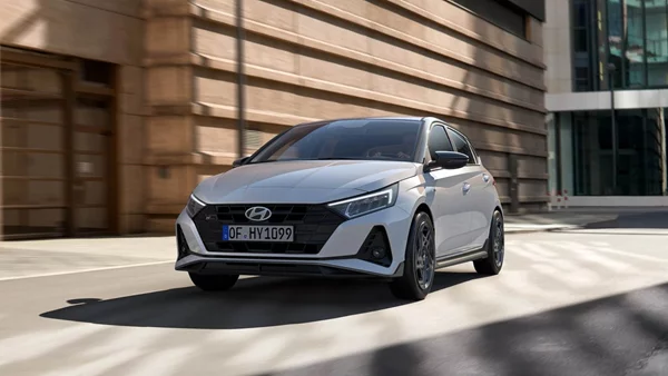 Νέες εκδόσεις N Line με σπορ γραμμές για τα Hyundai i20