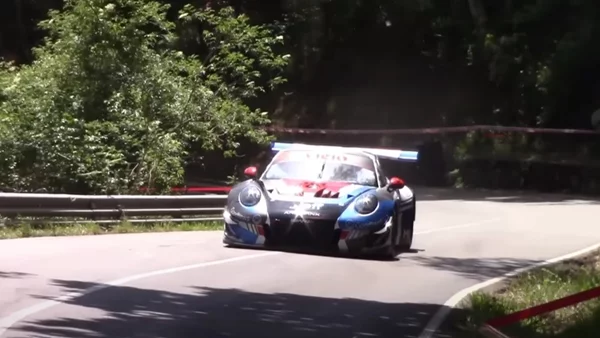 Πώς ακούγεται η Porsche 911 GT3 R που "σηκώνει" 9.200rpm;