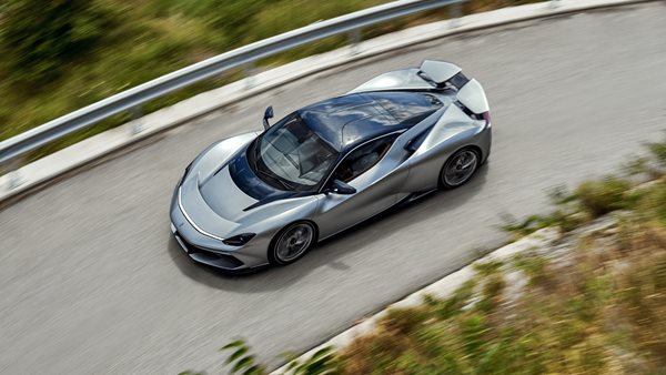 Πόσο χρόνο παίρνει η κατασκευή του Pininfarina Battista