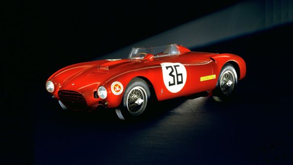 H Lancia D24 παραμένει κομψή και πολύ σημαντική