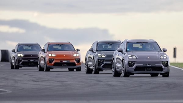 Porsche e-Performance Days: Στην πίστα με τα ηλεκτρικά της φίρμας