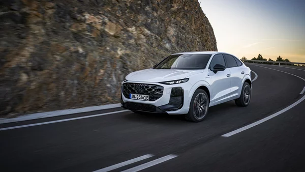 Το νέο Audi Q3 Sportback αποκαλύπτεται-όλα τα στοιχεία (Εικόνες-Video)