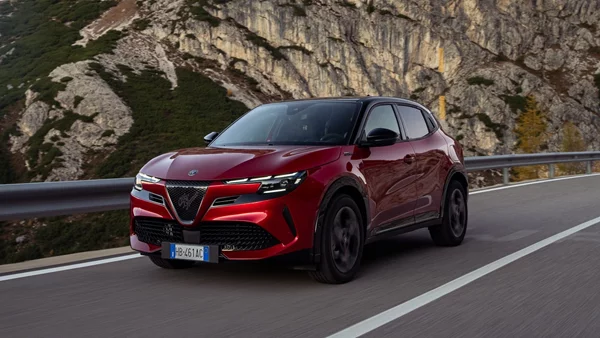 Alfa Romeo Junior Sport Speciale: Νέα έκδοση για το 2026 με έμφαση στην αισθητική