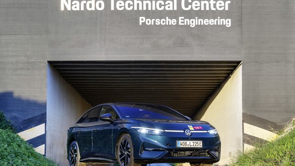 941 χιλιόμετρα με μια φόρτιση-ποιο ηλεκτρικό το κατάφερε