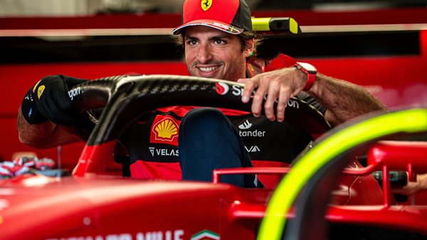 Ο Carlos Sainz υπέγραψε στη Williams