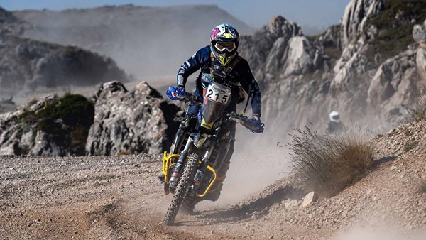 Στο απαιτητικό Hellas Rally Raid με ένα Voge 300 Rally (εικόνες, video)