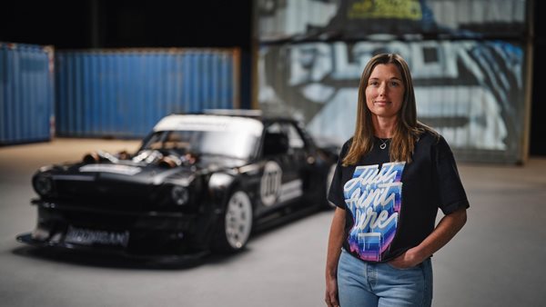 Πόσο κοστίζει ένα καπέλο του Ken Block σε φιλανθρωπική δημοπρασία
