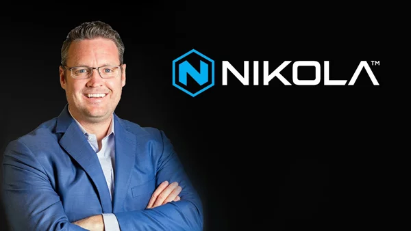 O Τραμπ έδωσε χάρη σε ιδρυτή εταιρείας ηλεκτρικών οχημάτων που ήταν φυλακή