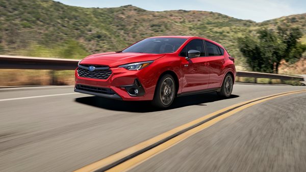 Η επιστροφή του Subaru Impreza χωρίς χειροκίνητο κιβώτιο (εικόνες)