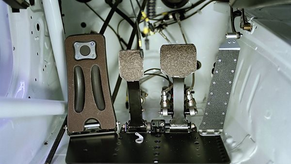 Είναι στο πόδι σου: Τα πιο όμορφα πεντάλ αυτοκινήτου