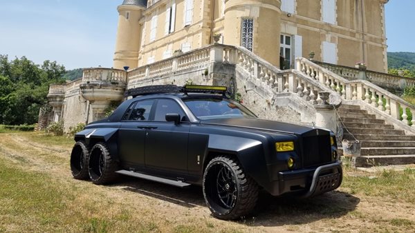 Η πρώτη Rolls Royce Phantom 6x6 για να πατάς ζόμπι