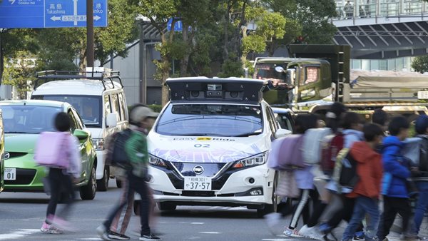Αυτόνομο Nissan Leaf κυκλοφορεί ήδη στους δρόμους