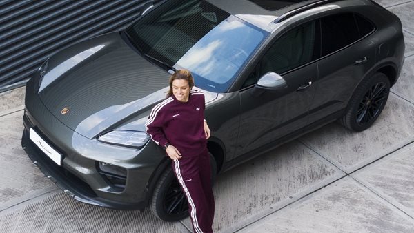 Αυτή είναι η νέα Porsche της Μαρίας Σάκκαρη