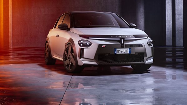 Επίσημο: Lancia Ypsilon HF με 240 ίππους