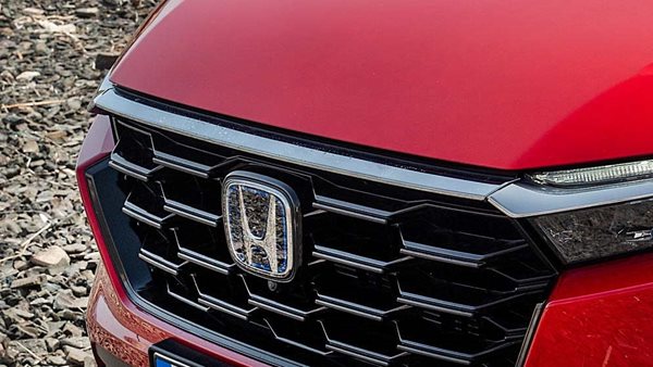 Η Honda προσπαθεί να εξαγοράσει Nissan και Mitsubishi, σύμφωνα με πρώην CEO