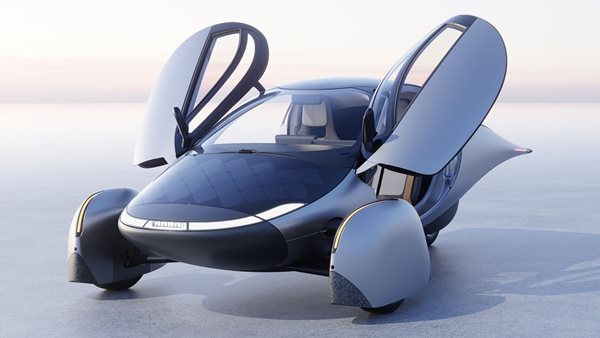 Παρουσιάστηκε -επιτέλους- το τρίτροχο ηλιακό Aptera Launch Edition