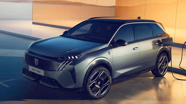 Το νέο Peugeot 5008 θα διαθέτει και ηλεκτρική έκδοση