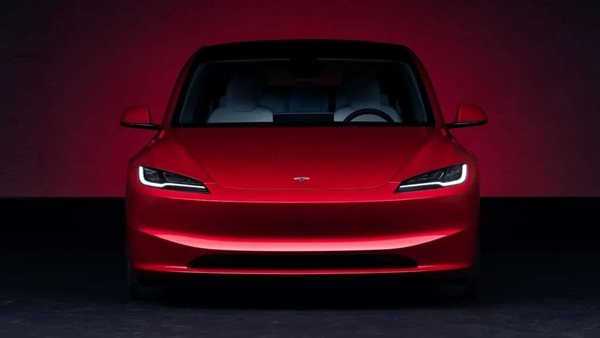 Κάνε και εσύ ερώτηση στην Tesla για το νέο Model 3 και θα σου απαντήσει