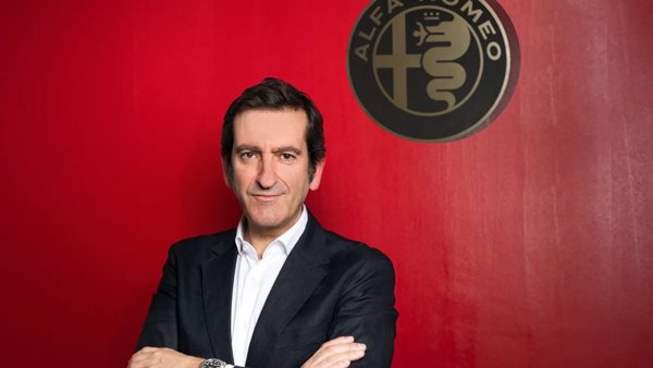 O επικεφαλής σχεδιασμού Alfa Romeo αποκαλύπτει τα σχέδια της φίρμας