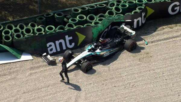 F1: Ατύχημα της Mercedes στην Monza (video)