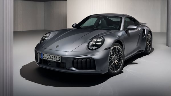 Η Porsche παρουσίασε την πιο ισχυρή 911 όλων των εποχών (video)