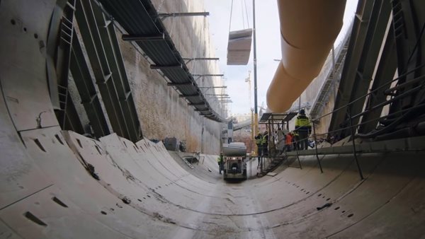 Fake news η "λάθος σήραγγα" του Μετρό Αθήνας; Τι έχει συμβεί