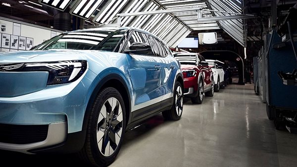 Μεγάλη φίρμα αυτοκινήτων ξεκινάει εθελούσια έξοδο για 10.000 εργαζόμενους