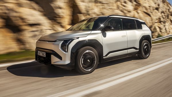 Δοκιμή Kia EV3: Οδηγούμε το κορυφαίο αυτοκίνητο του 2025