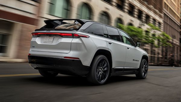 Wagoneer S: Πώς κατάφεραν και έκαναν το πιο αεροδυναμικό Jeep που έγινε ποτέ