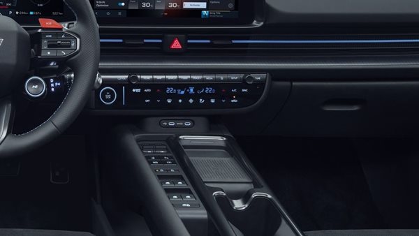 Ποια μεγάλη φίρμα λέει ότι "κανένας δεν θέλει πια χειροκίνητα κιβώτια ταχυτήτων"