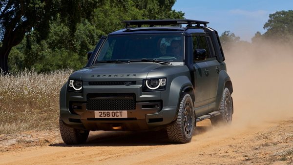 Επίσημο: Η Land Rover θα συμμετέχει με Defender στο Ράλι Ντακάρ 2026