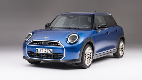 Η Mini μόλις παρουσίασε το 5θυρο Cooper-όλες οι πληροφορίες (εικόνες)