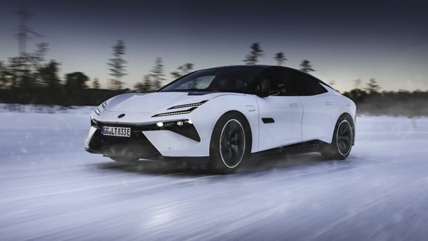 Lotus Emeya: Τελικό στάδιο δοκιμών στους -41 Κελσίου για το hyper GT των 905 ίππων