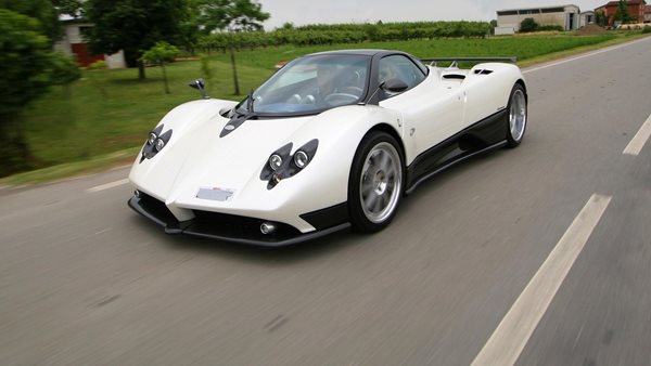 Γνωρίζοντας -κυριολεκτικά- τον Pagani και το όραμά του